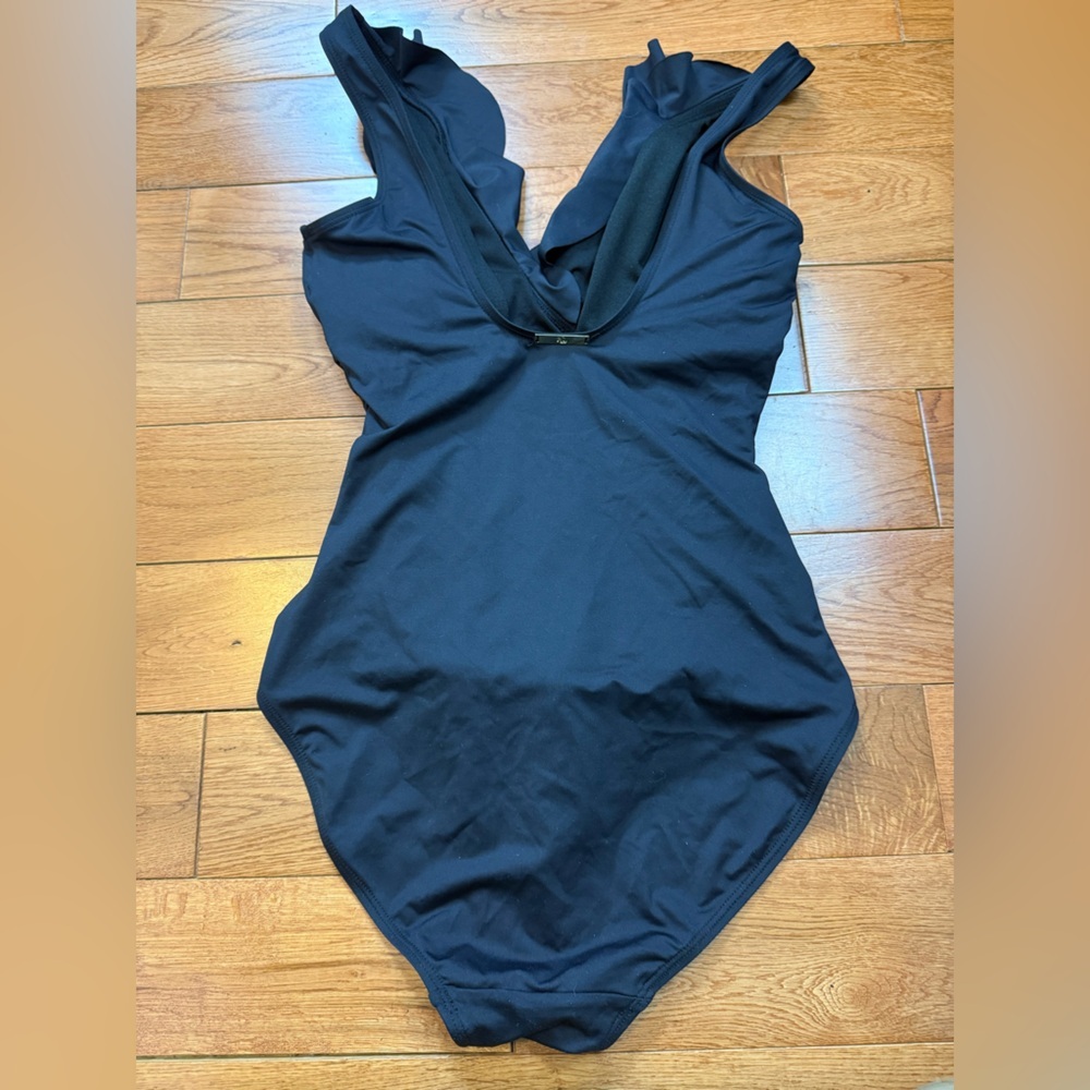 Lauren Ralph Lauren Ruffled Underwire One Piece Swimsuit - Picture 2 of 4
